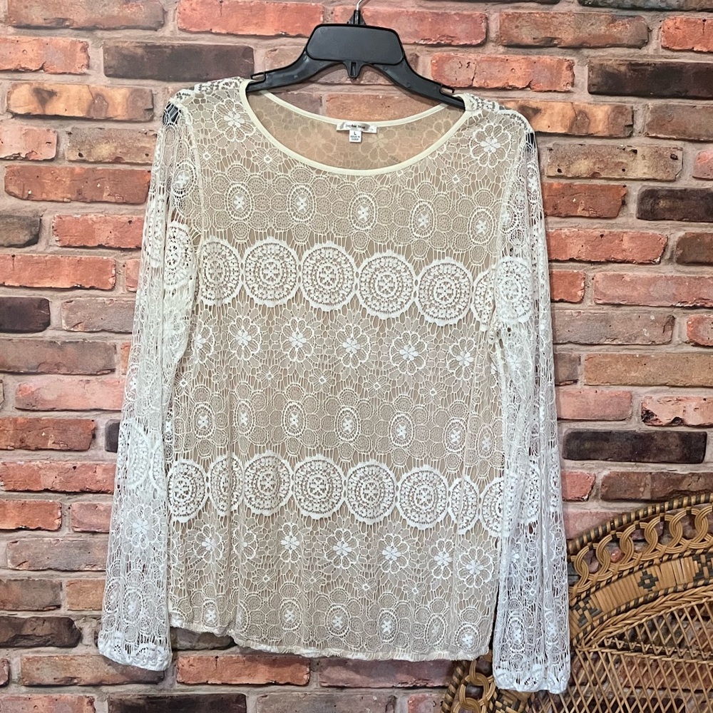 Sophie Max Lace Top
